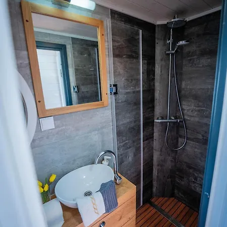 Hausbootabenteuer Ariella Woma D13 * Fürstenberg-Havel