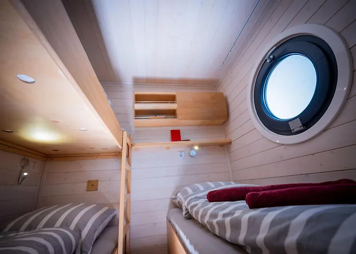 بوتيل Hausbootabenteuer Ariella Woma D13 *